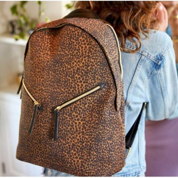Stella & Dot Leopard Animal Print Lady Boss Backpack Mobwife Travel Laptop Bag - Picture 2 of 16